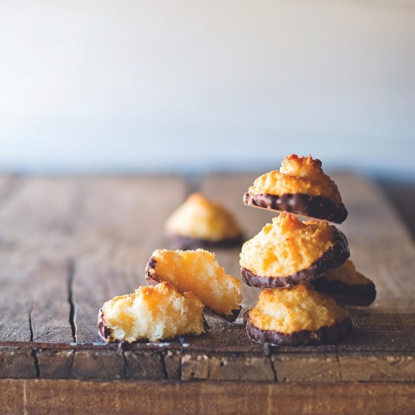 Dipped Coconut Macaroons 200G