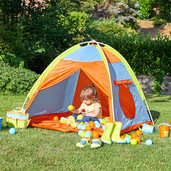 Tent & 100 Balls