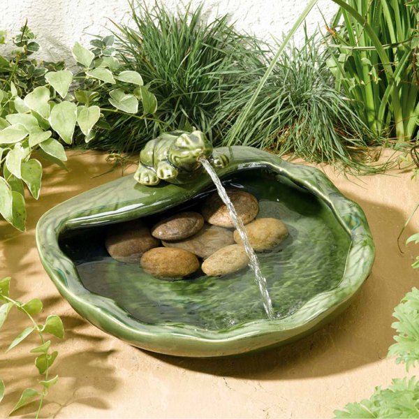 Solar Fountain Ceramic Frog