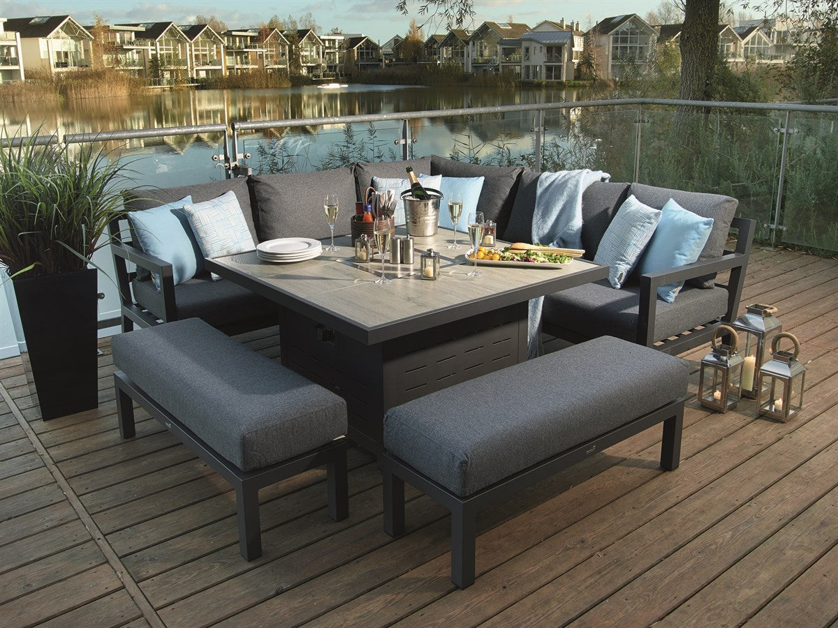 La Rochelle Square Firepit Set