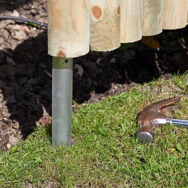 Galvanised Log Roll Stakes 3Pk