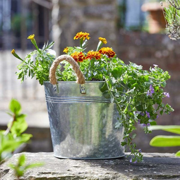 9inch Rustic Rope Handled Planter