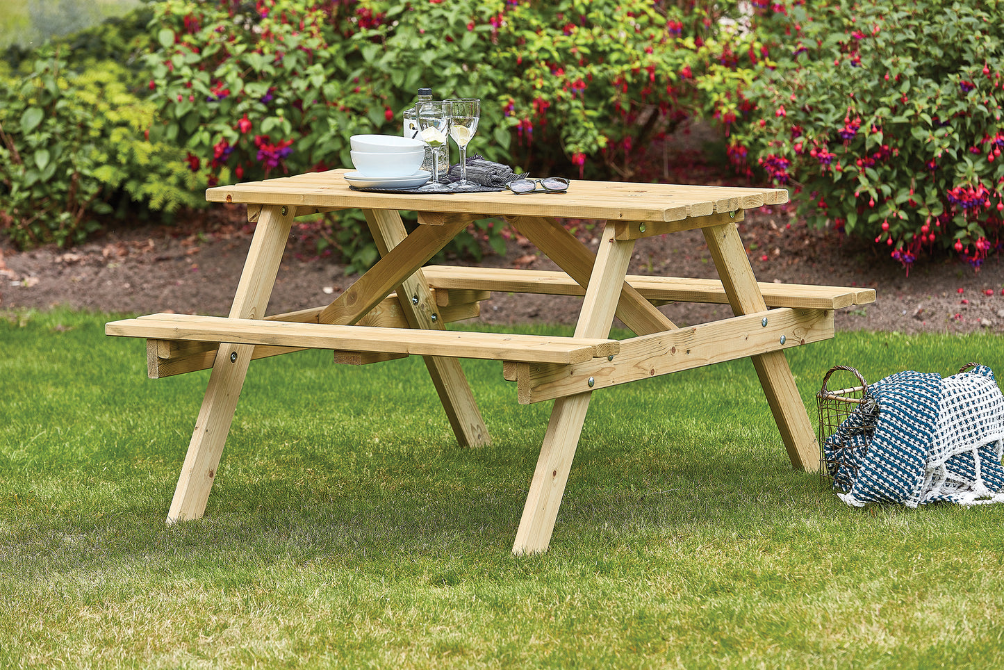 Appleton 4 Seat Picnic Bench