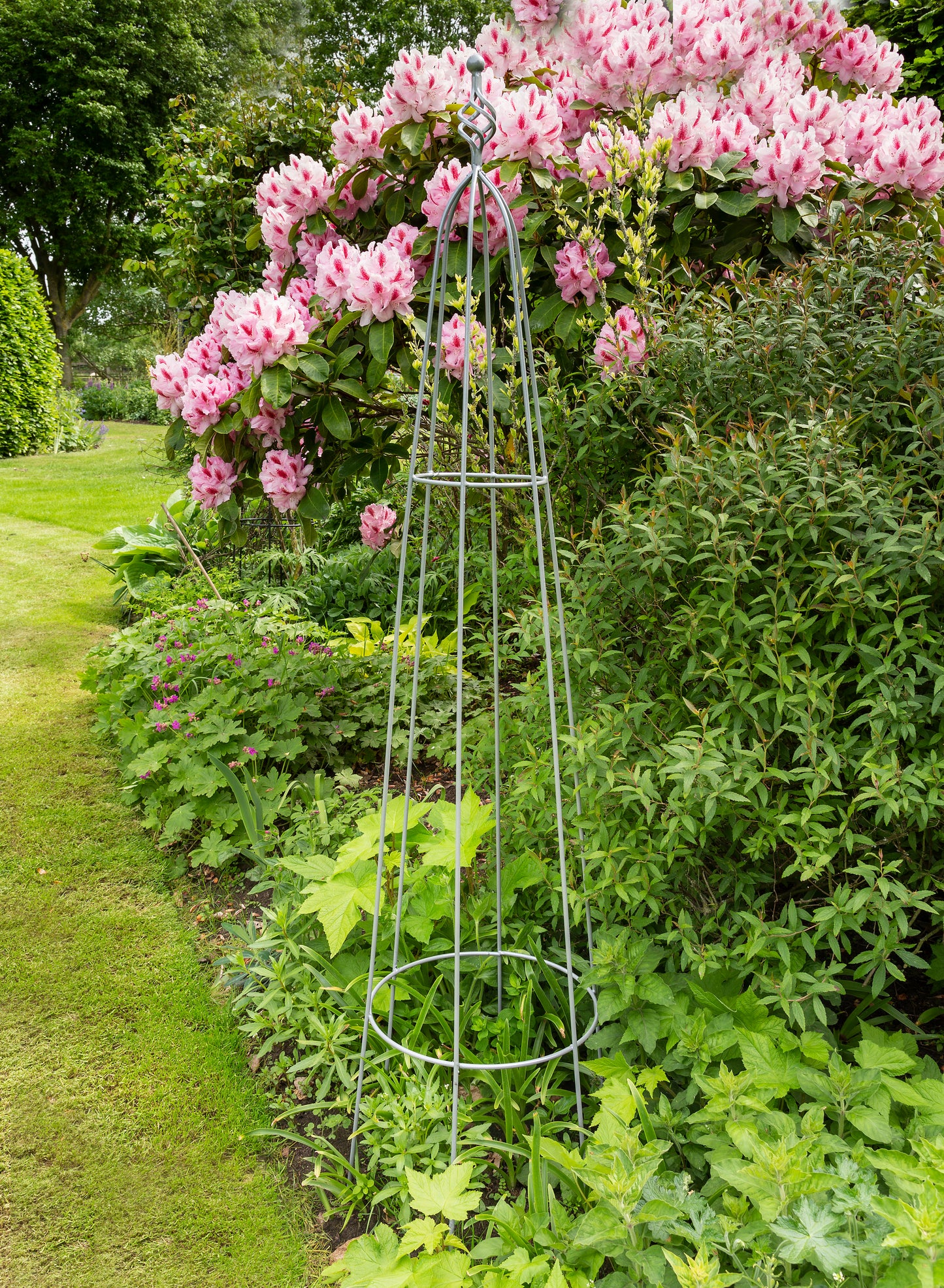 Priory Obelisk Large Grey