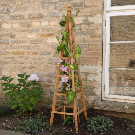Woodland Obelisk 1.5M